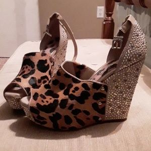 Gianni Bini wedges